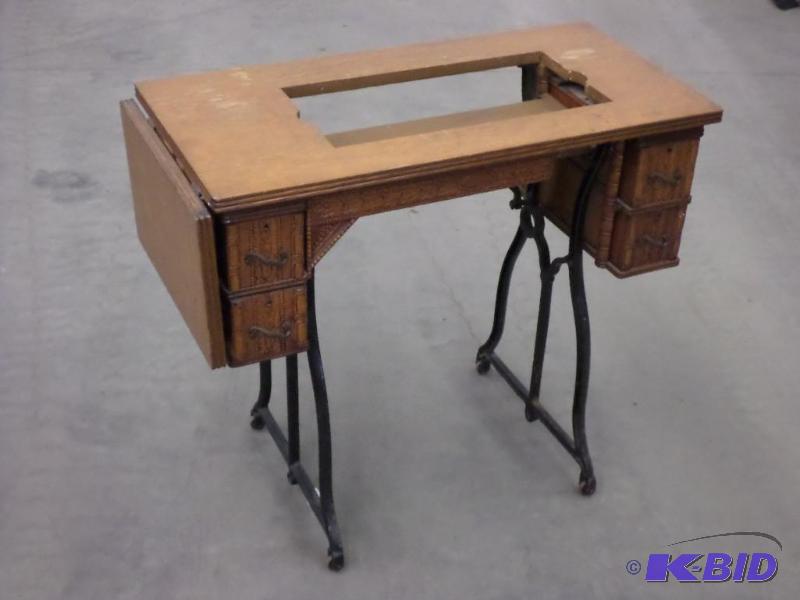 lot 33 image: Vintage Steel-Framed Wooden Sewing Machine De...