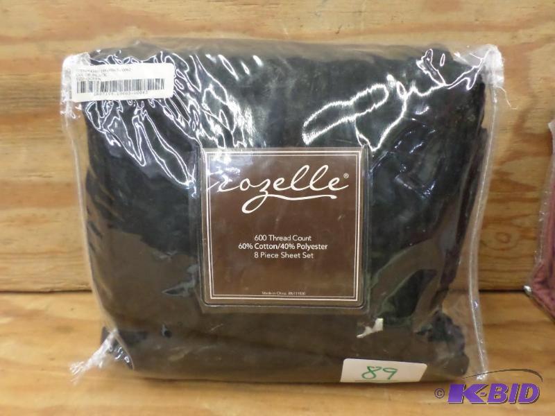 lot 89 image: New Cazelle 8-Piece 600-Thread CottonPolyest...