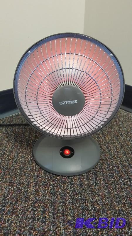 Optimus 9 Dish Heater Silver Color.  New out of Box.