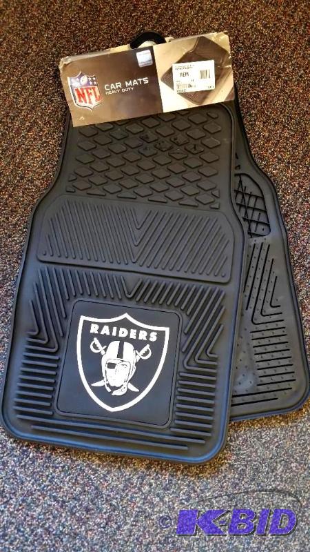 NFL Heavy Duty Vinyl Car Mats  New in Packaging   Oakland Raiders