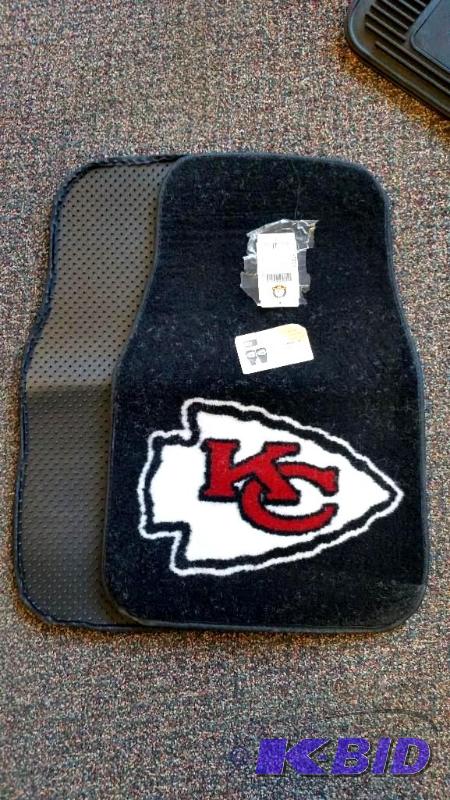 Carpeted NFL Car Mats  New with Packaging  Kansas City Chiefs