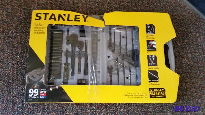 Stanley 99 Pc. Black Chrome Tool Set.  New in Box All there.  Just damaged box.