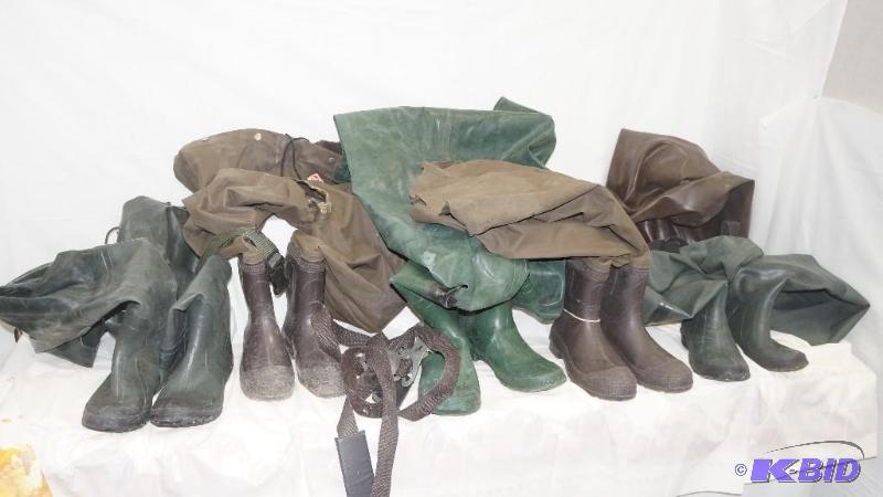 lot 132 image: Lot of Waders