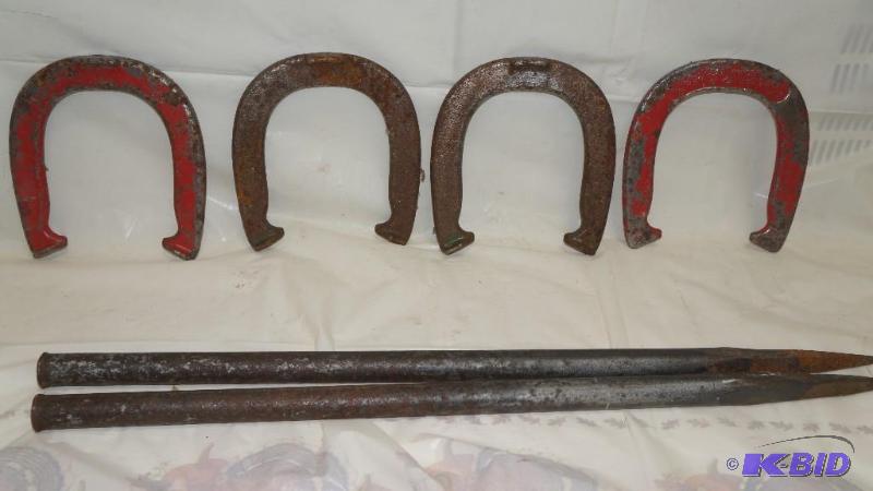 lot 140 image: Heavy Duty Commercial Grade Horseshoes Set