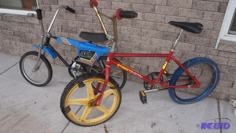 lot 17 image: 2 Boys Bikes