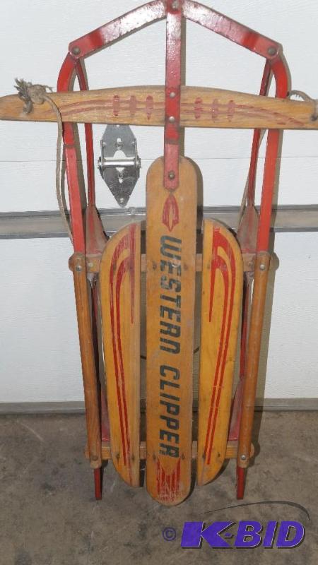 lot 59 image: Vintage Western Clipper Sled