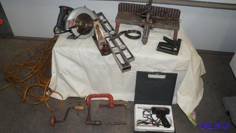 lot 68 image: Lot of Tools
