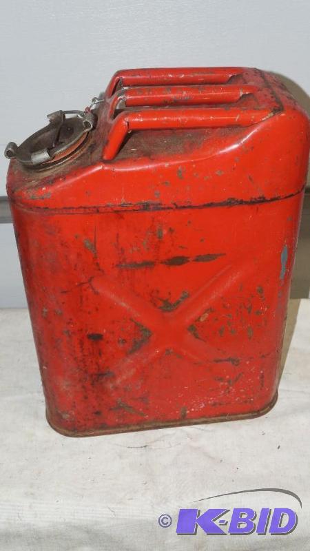 lot 70 image: 5 Gallon Industrial Gas Can with Lid