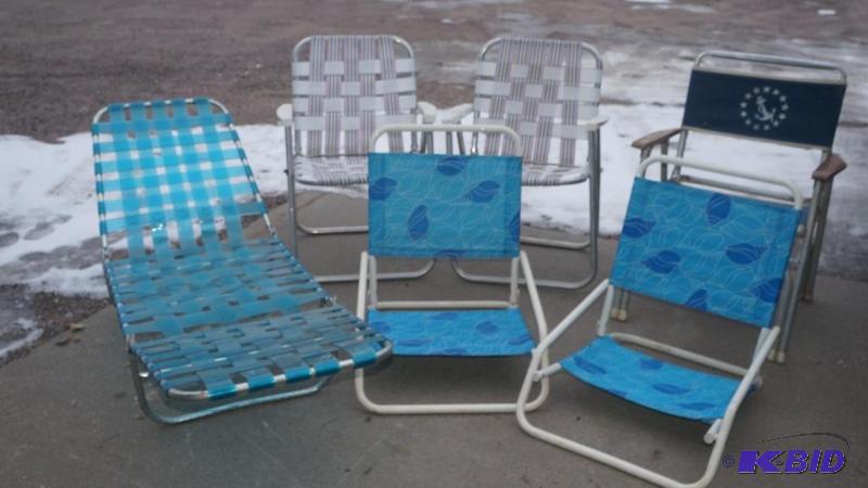 lot 81 image: Set of 6 LawnBeachChaise Lounge Chairs