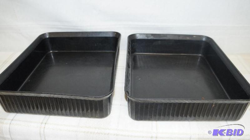 Set of 2 black plastic pans 10&quot x 12&quo...