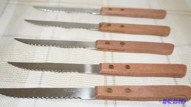 40 to 50 stainless blade crest ware steak kni...