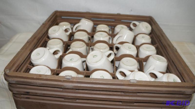 25 coffee cups with dishwashing rack....