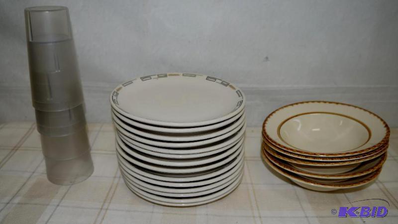 14 8 12&quot plates and 5 8&quot bowls wit...