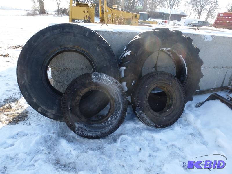 Tiers Michelin 17.5x25&quot Akuret&nbsp8.2...