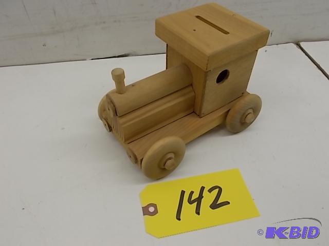 lot 142 image: Wooden Choo-Choo Train...
