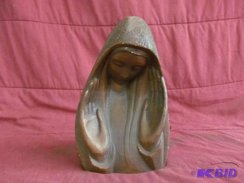 Figurine
