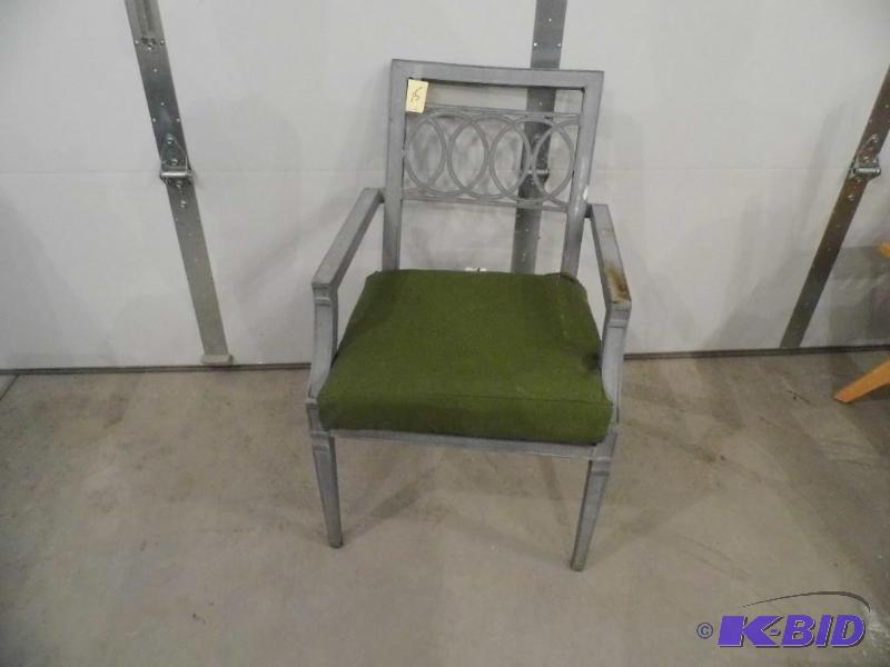 6 Metal Patio Chairs