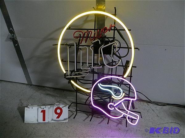 lot 19 image: Miller Lite Vikings Helmet Neon