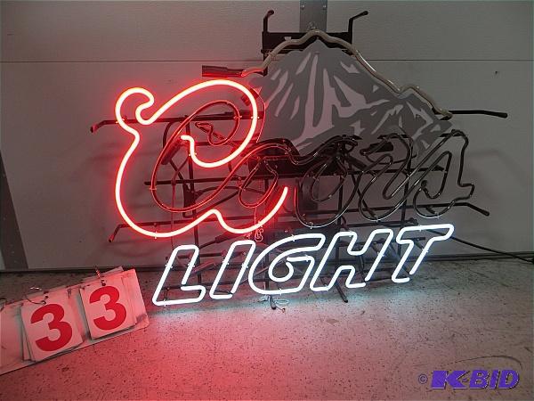 lot 33 image: Coors Light Neon Sign