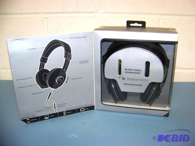 lot 45 image: Nakamichi, Padded Headphones with Microphone - BRAND NEW