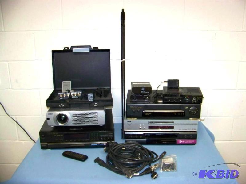 lot 63 image: Miscellaneous PARTSREPAIR lot