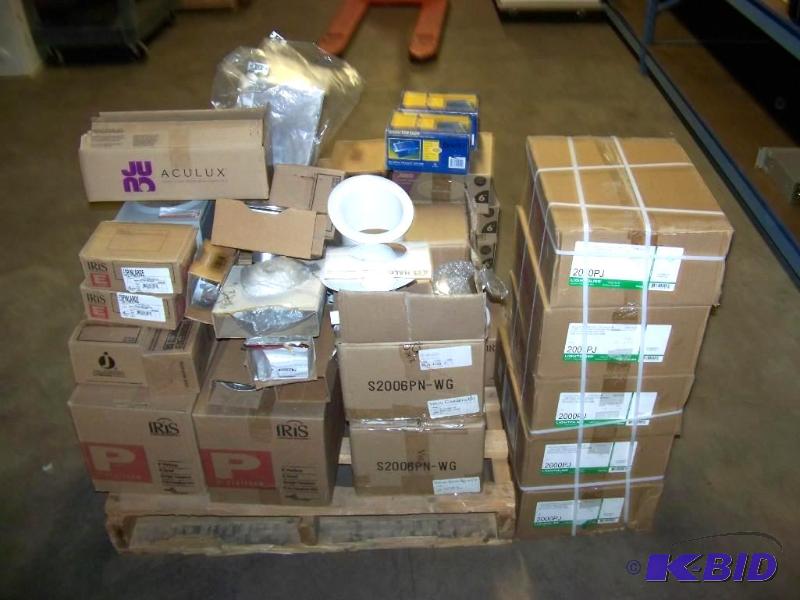 lot 75 image: (Pallet) Miscellaneous Lighting Cans  Housings  Trims  Elements  Systems