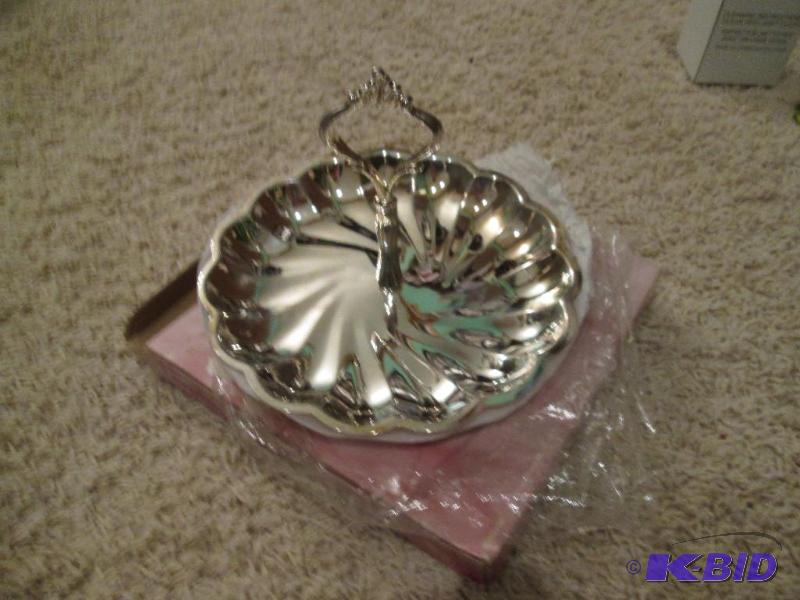 lot 118 image: sliver candy dish...