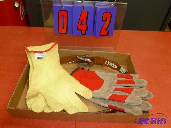 2 pair of large gloves work and cut resistant...
