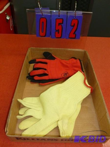 2 pair of new gloves. 1 mechanic style and on...