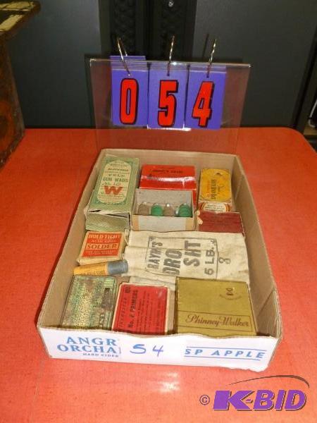 Vintage box and shot gun swabs with old shot ...