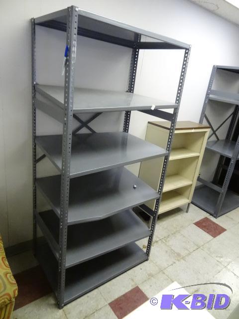 lot 117 image: Metal Shelving Unit 36 X 24 X 75...