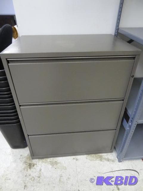 lot 125 image: 30" Metal 3 Drawer Lateral File...