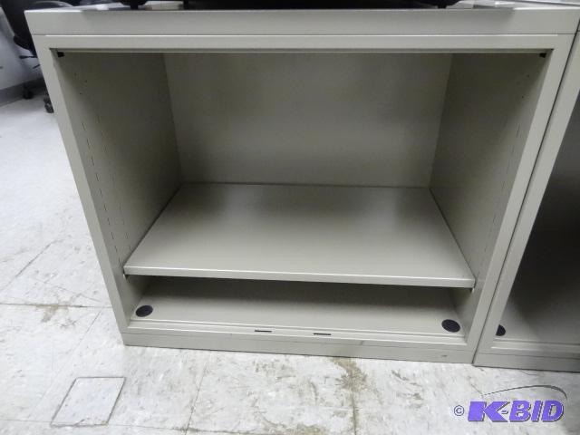 lot 138 image: Metal Book Shelf. 30 X 18 X 26...