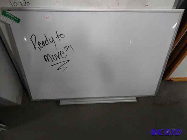 lot 214 image: 36 X 24 WHite Board...