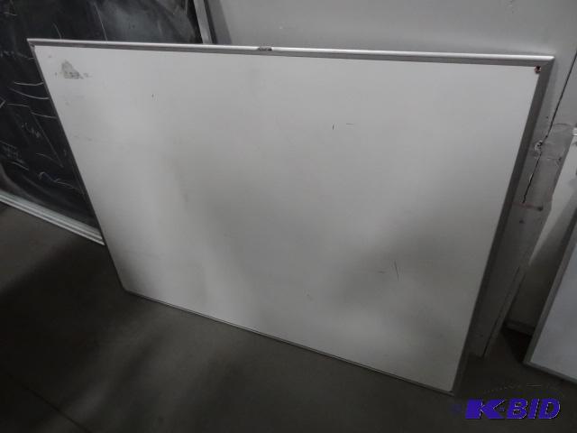 lot 217 image: 48 X 36 White Board...