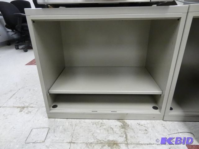 lot 41 image: Metal Book Shelf 30 X 18 X 27...