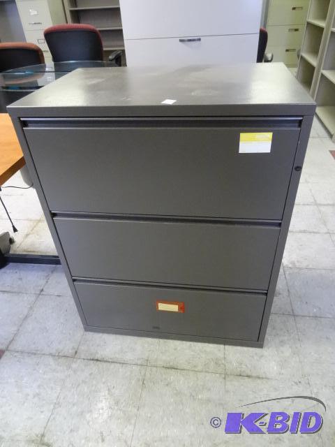 lot 79 image: 30" Metal 3 Drawer Lateral File...