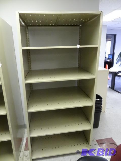 lot 91 image: Metal Shelving Unit. 36 X 30 X 77...