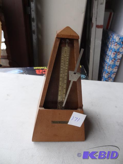 lot 171 image: Seth Thomas Metronome...