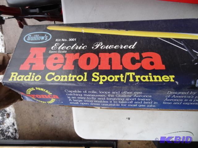lot 172 image: Aerona Radio Control Spot Trainer. Extra Wing...