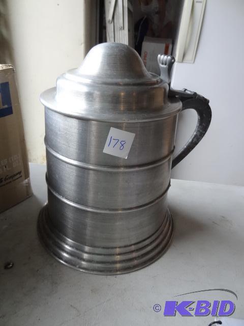 lot 178 image: Aluminum Stein Ice Holder...