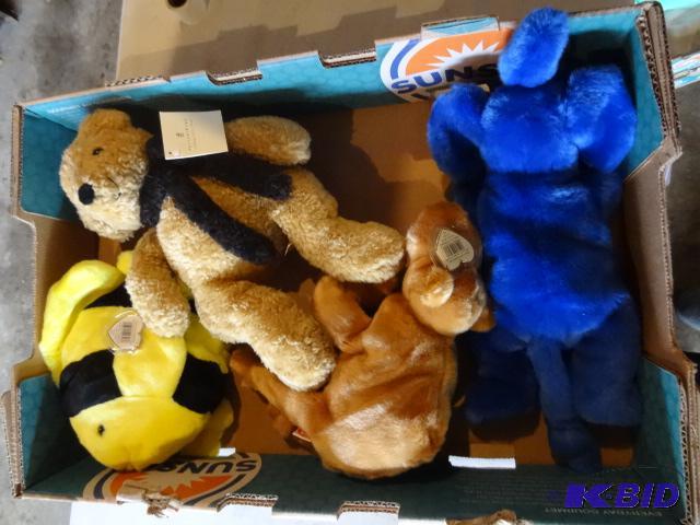 lot 238 image: Pottery Barn Talking Oliver Bear. 3 TY Stuffe...
