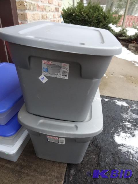 lot 290 image: 18 Gal. Totes Qty 2...