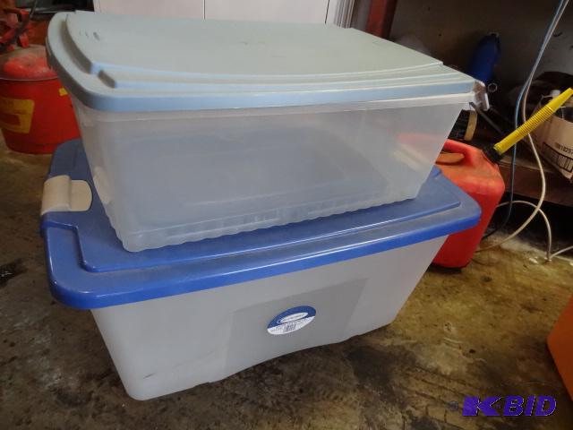 lot 294 image: 26 Gal. Tote 15 Gal. Tote...