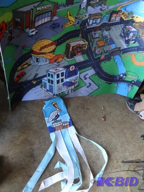lot 50 image: Wind Sock and Kids Playmat...