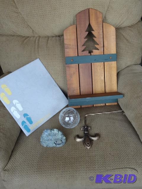 lot 80 image: Wall hanging Shelf. Toliet Paper Holder, Part...
