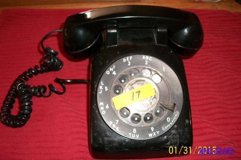 VINTAGE ROTARY TELEPHONE
