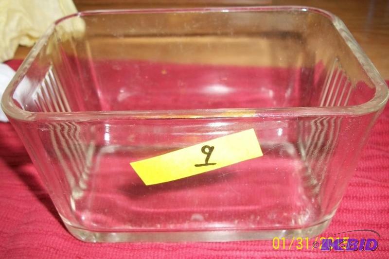 VINTAGE GLASS SMALL BREAD PAN