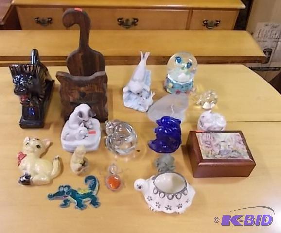 Cat Figurines