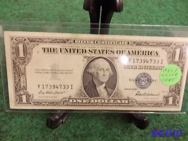 lot 1 image: US $1 Silver Certificate Series1935F...